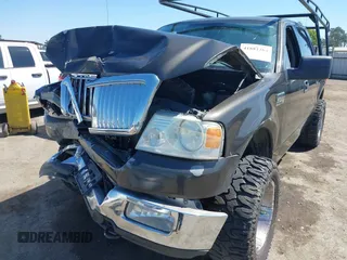 2005 Ford F-150 XLT with VIN 1FTPW14595FB23003, listed as a IAAI auction lot 41881364 with 228,464 mi miles. Bid and sale history available at carsss.com. Image 17.