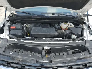 2023 Chevrolet Suburban LS z VIN 1GNSKBKD6PR109736, wystawiony jako Copart lot #54401815 z przebiegiem 26 871 mil mil oraz Szkoda całkowita • Salvage title. Historia ofert i sprzedaży dostępna na DreamBid. Obrazek 12.