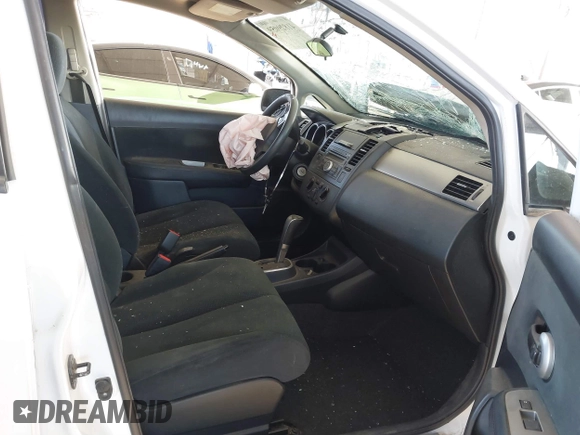 2011 Nissan Versa 1.8 S with VIN 3N1BC1AP9BL417255, listed as a IAAI auction lot 41829059 with 91,273 mi miles. Bid and sale history available at carsss.com. Image 5.