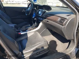 2017 Honda Accord Hybrid EX-L with VIN JHMCR6F58HC026914, listed as a IAAI auction lot 41718731 with 159,231 mi miles. Bid and sale history available at carsss.com. Image 5.