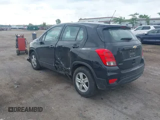 2020 Chevrolet Trax LS with VIN KL7CJKSB2LB086759, listed as a IAAI auction lot 42529290 with 79,635 mi miles and . Bid and sale history available at DreamBid. Image 3.