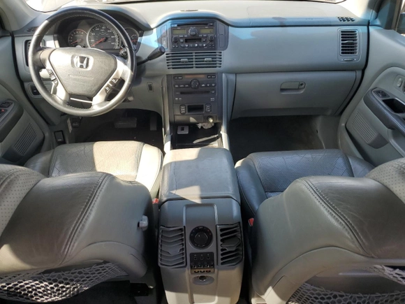 2004 Honda Pilot EX with VIN 2HKYF18664H615189, listed as a Copart auction lot 44841725 with 219,922 mi miles and Salvage Title. Bid and sale history available at carsss.com. Image 8.