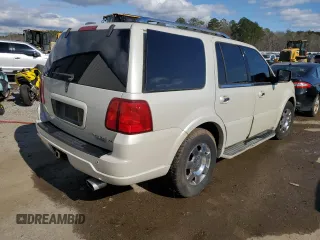 2005 Lincoln Navigator Luxury with VIN 5LMFU28535LJ10436, listed as a Copart auction lot 39720833 with 0 mi miles and Salvage Title. Bid and sale history available at carsss.com. Image 3.