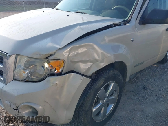 2008 Ford Escape XLT с VIN 1FMCU03138KC00159, выставлен на аукционе IAAI как лот 42398854 с пробегом 167 726 миль миль и . История ставок и продаж доступна на DreamBid. Изображение 6.