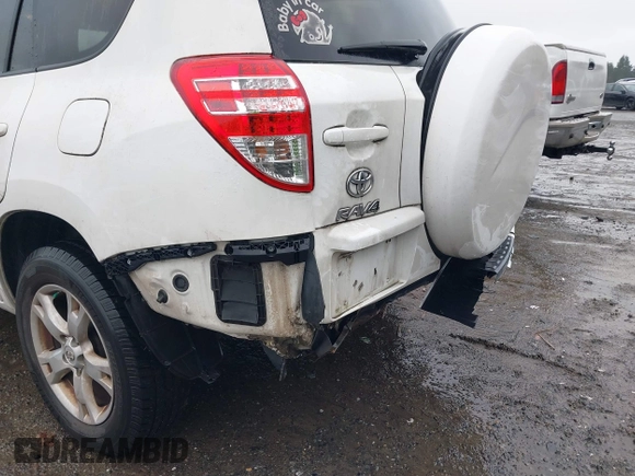 2011 Toyota RAV4 with VIN JTMBK4DV0B5106065, listed as a IAAI auction lot 41671279 with 85,786 mi miles. Bid and sale history available at carsss.com. Image 6.