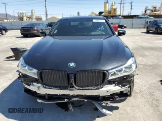 2019 BMW 7 Series 750i with VIN WBA7F0C58KGM25994, listed as a Copart auction lot 47277723 with 41,917 mi miles. Bid and sale history available at carsss.com. Image 5.
