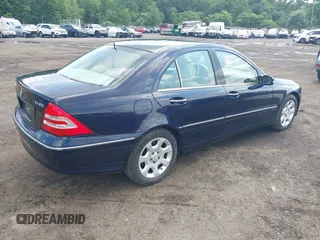 2006 Mercedes-Benz C 280 Luxury z VIN WDBRF92H36F773255, wystawiony jako IAAI lot #42757580 z przebiegiem 54 089 mil mil oraz . Historia ofert i sprzedaży dostępna na DreamBid. Obrazek 4.