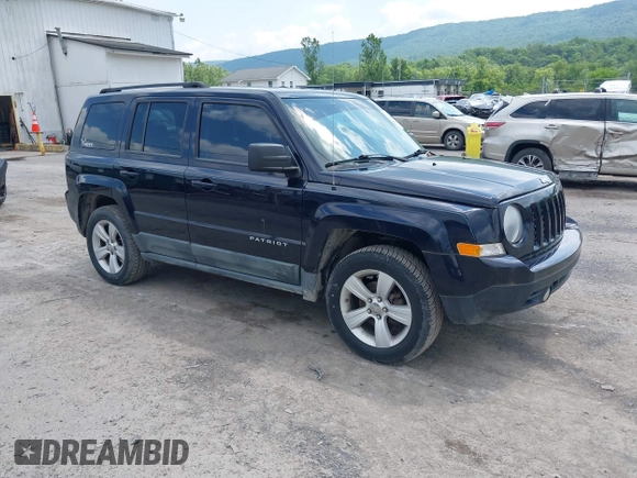 2011 Jeep Patriot Latitude z VIN 1J4NF1GB2BD149145, wystawiony jako IAAI lot #42467760 z przebiegiem 91 935 mil mil oraz . Historia ofert i sprzedaży dostępna na DreamBid. Obrazek 1.