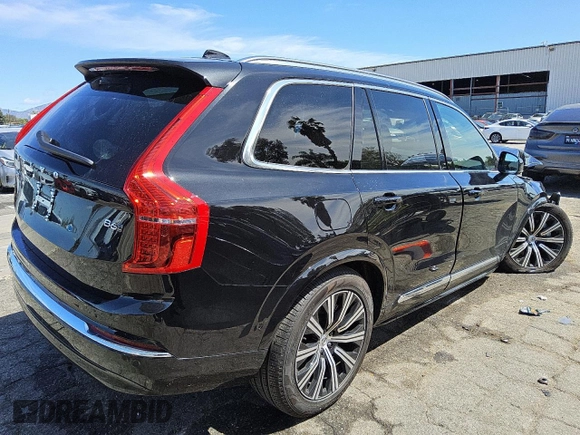 2025 Volvo XC90 Plus with VIN YV4062PE2S1335900, listed as a Copart auction lot 51378125 with 3,423 mi miles and Clean Title. Bid and sale history available at DreamBid. Image 3.