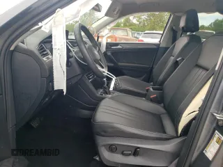2023 Volkswagen Tiguan SE с VIN 3VVMB7AX7PM008282, выставлен на аукционе Copart как лот 55639525 с пробегом 32 490 миль миль и Списание • Salvage title. История ставок и продаж доступна на DreamBid. Изображение 7.
