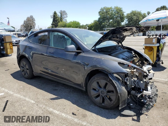 2024 Tesla Model Y с VIN 7SAYGDED5RF177307, выставлен на аукционе Copart как лот 57170315 с пробегом 14 726 миль миль и Списание • Salvage title. История ставок и продаж доступна на DreamBid. Изображение 4.