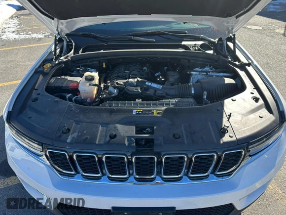2023 Jeep Grand Cherokee Limited z VIN 1C4RJHBG4PC512012, wystawiony jako Copart lot #44384795 z przebiegiem 43 250 mil mil oraz Czysty tytuł • Clean title. Historia ofert i sprzedaży dostępna na DreamBid. Obrazek 9.