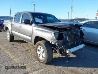 2012 Toyota Tacoma with VIN 5TFLU4EN7CX031271, listed as a IAAI auction lot 41241735 with 244,552 mi miles and . Bid and sale history available at DreamBid. Image 1.
