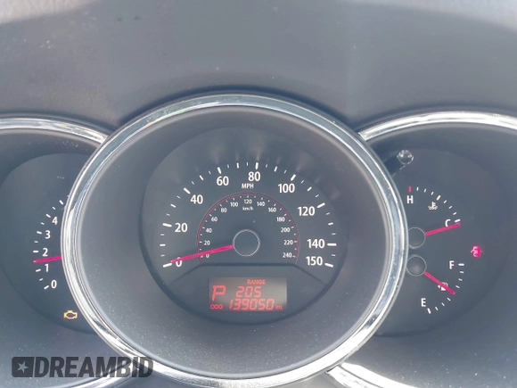 2011 Kia Sorento LX with VIN 5XYKT3A19BG164787, listed as a IAAI auction lot 41847231 with 139,050 mi miles. Bid and sale history available at carsss.com. Image 7.
