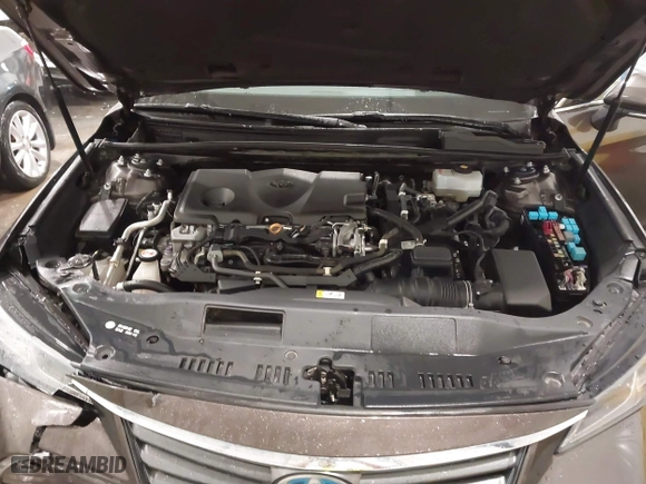 2019 Toyota Avalon Hybrid Limited with VIN 4T1B21FB3KU007114, listed as a IAAI auction lot 41658316 with 127,785 mi miles. Bid and sale history available at carsss.com. Image 10.