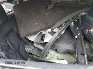 2023 Tesla Model Y Long Range z VIN 7SAYGDEE7PF870370, wystawiony jako Copart lot #55700135 z przebiegiem 32 410 mil mil oraz Szkoda całkowita • Salvage title. Historia ofert i sprzedaży dostępna na DreamBid. Obrazek 10.