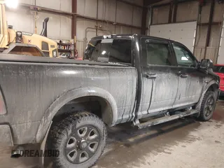2018 Ram 2500 Big Horn with VIN 3C6UR5DJ7JG166205, listed as a IAAI auction lot 41357740 with 62,612 mi miles. Bid and sale history available at carsss.com. Image 13.