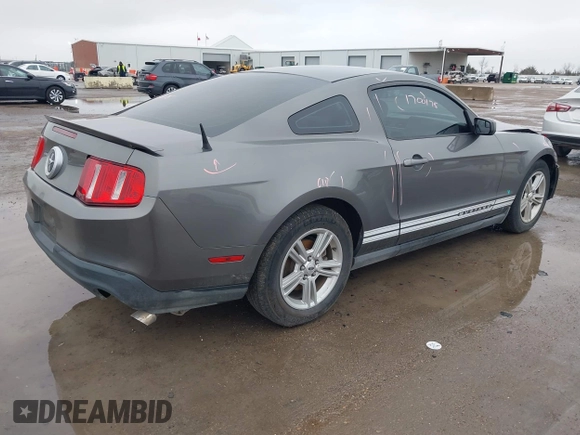2011 Ford Mustang V6 with VIN 1ZVBP8AM2B5125492, listed as a IAAI auction lot 41565388 with 135,688 mi miles and . Bid and sale history available at carsss.com. Image 4.