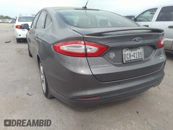 2014 Ford Fusion SE with VIN 3FA6P0HD8ER233408, listed as a IAAI auction lot 41957383 with 1 mi miles. Bid and sale history available at carsss.com. Image 3.