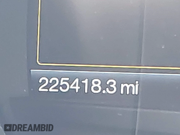 2013 Ford Fusion SE z VIN 3FA6P0H7XDR384789, wystawiony jako IAAI lot #42341339 z przebiegiem 225 418 mil mil oraz . Historia ofert i sprzedaży dostępna na DreamBid. Obrazek 16.