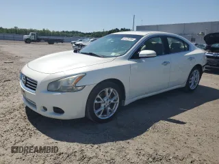 2013 Nissan Maxima SV with VIN 1N4AA5AP1DC802741, listed as a Copart auction lot 61425255 with 162,152 mi miles and Salvage title. Bid and sale history available at DreamBid. Image 1.