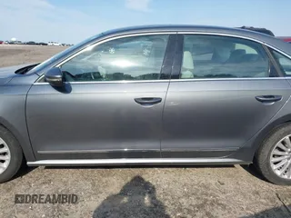 2016 Volkswagen Passat SE z VIN 1VWBS7A39GC048588, wystawiony jako IAAI lot #42024717 z przebiegiem 94 626 mil mil oraz . Historia ofert i sprzedaży dostępna na DreamBid. Obrazek 14.