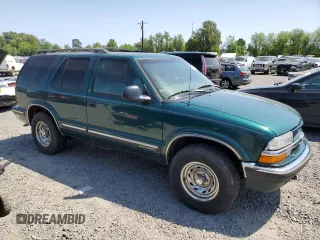1998 Chevrolet Blazer LS with VIN 1GNDT13W5W2184533, listed as a Copart auction lot 59441555 with 124,339 mi miles and Clean title. Bid and sale history available at DreamBid. Image 4.