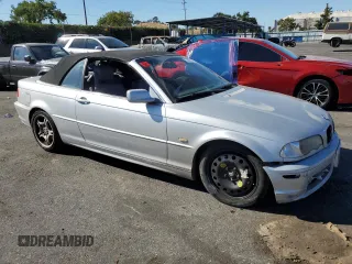 2003 BMW 3 Series 330Ci with VIN WBABS53403JU96685, listed as a Copart auction lot 73289534 with 0 mi miles and Salvage Title. Bid and sale history available at carsss.com. Image 4.