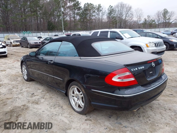 2004 Mercedes-Benz CLK 500 z VIN WDBTK75G24T012126, wystawiony jako IAAI lot #41514021 z przebiegiem 135 901 mil mil oraz . Historia ofert i sprzedaży dostępna na DreamBid. Obrazek 3.