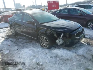 2015 Kia Cadenza Premium with VIN KNALN4D72F5181818, listed as a IAAI auction lot 41358864 with 113,460 mi miles. Bid and sale history available at carsss.com. Image 1.