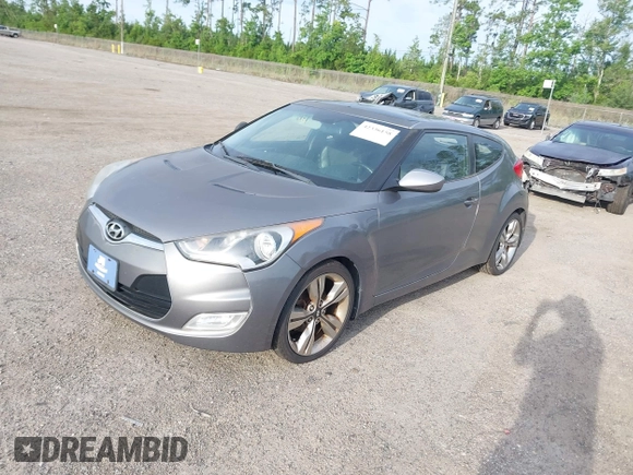 2013 Hyundai Veloster w/Gray Int with VIN KMHTC6AD3DU118515, listed as a IAAI auction lot 42336158 with 109,563 mi miles and . Bid and sale history available at DreamBid. Image 2.