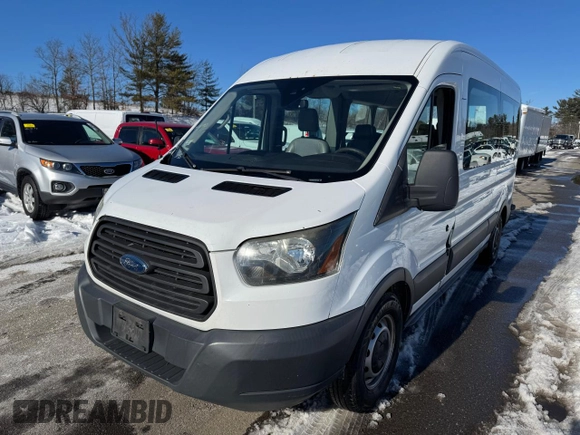 2015 Ford Transit Passenger XL with VIN 1FBAX2CM7FKB31826, listed as a Copart auction lot 46722565 with 261,354 mi miles and Clean Title. Bid and sale history available at carsss.com. Image 2.