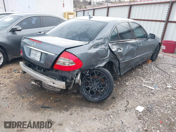 2008 Mercedes-Benz E-Class Luxury 3.5L with VIN WDBUF56X68B306541, listed as a IAAI auction lot 41737732 with 107,340 mi miles. Bid and sale history available at carsss.com. Image 4.