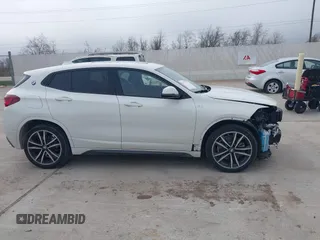 2023 BMW X2 sDrive28i z VIN WBXYH9C04P5V72846, wystawiony jako IAAI lot #41479964 z przebiegiem 29 644 mil mil oraz . Historia ofert i sprzedaży dostępna na DreamBid. Obrazek 13.