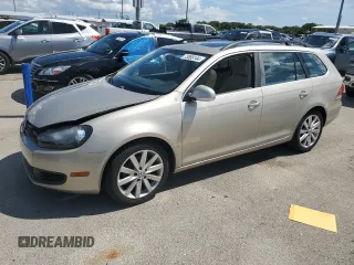 2014 Volkswagen Jetta SportWagen SE w/Sunroof with VIN 3VWPP7AJ9EM621717, listed as a Copart auction lot 73888144 with 37,658 mi miles and Salvage Title. Bid and sale history available at carsss.com. Image 1.