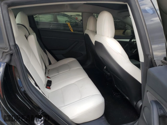 2022 Tesla Model 3 Long Range z VIN 5YJ3E1EB9NF134819, wystawiony jako Copart lot #49639365 z przebiegiem 49 245 mil mil oraz Szkoda całkowita • Salvage title. Historia ofert i sprzedaży dostępna na DreamBid. Obrazek 10.