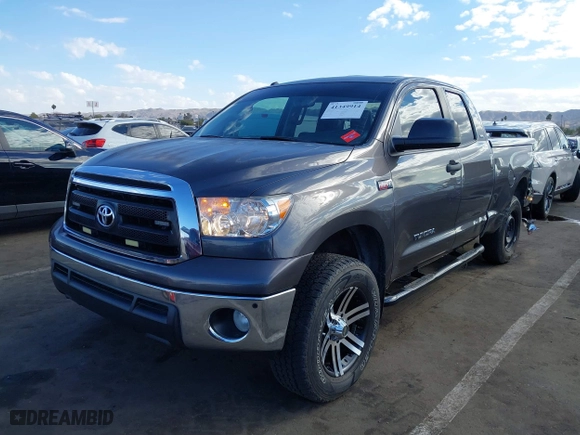 2012 Toyota Tundra 4WD Truck with VIN 5TFUY5F1XCX211919, listed as a IAAI auction lot 41349914 with NaN miles. Bid and sale history available at carsss.com. Image 17.
