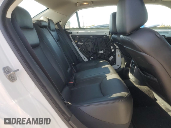 2019 Chrysler 300 Touring with VIN 2C3CCAAG7KH690614, listed as a Copart auction lot 49535535 with 37,809 mi miles and Salvage Title. Bid and sale history available at carsss.com. Image 10.