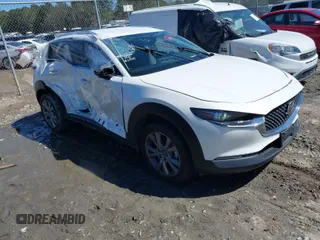 2022 Mazda CX-30 2.5 S Select Package with VIN 3MVDMBBL3NM428172, listed as a IAAI auction lot 41817412 with 21,010 mi miles. Bid and sale history available at carsss.com. Image 1.