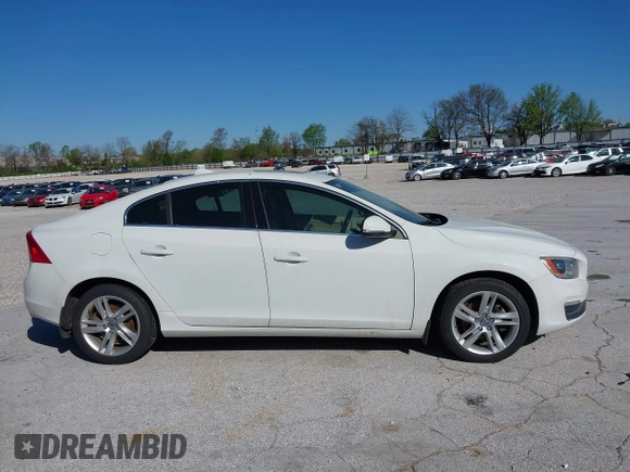 2015 Volvo S60 T5 Drive-E Platinum with VIN YV140MFM7F1346644, listed as a IAAI auction lot 41984716 with 78,210 mi miles. Bid and sale history available at carsss.com. Image 13.