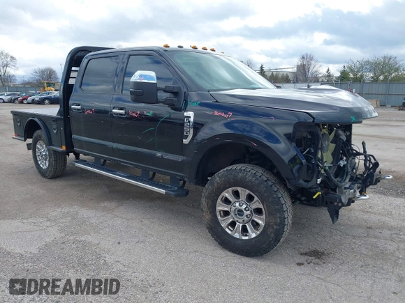 2018 Ford F-250 XL z VIN 1FT7W2BT2JEB68100, wystawiony jako IAAI lot #41974819 z przebiegiem 172 561 mil mil oraz . Historia ofert i sprzedaży dostępna na DreamBid. Obrazek 1.