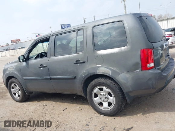 2011 Honda Pilot LX with VIN 5FNYF4H24BB098145, listed as a IAAI auction lot 41805201 with 144,920 mi miles. Bid and sale history available at carsss.com. Image 14.
