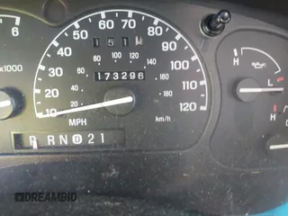2001 Ford Explorer XLT with VIN 1FMZU83P21UB49096, listed as a IAAI auction lot 42586794 with 173,296 mi miles and . Bid and sale history available at DreamBid. Image 7.