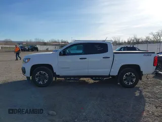 2021 Chevrolet Colorado 4WD Z71 z VIN 1GCGTDEN3M1234781, wystawiony jako IAAI lot #41086044 z przebiegiem 45 010 mil mil oraz . Historia ofert i sprzedaży dostępna na DreamBid. Obrazek 15.