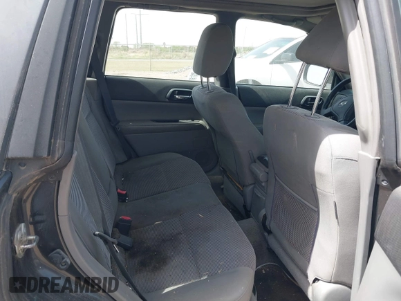 2008 Subaru Forester X z VIN JF1SG65658H726346, wystawiony jako IAAI lot #41723443 z przebiegiem 158 286 mil mil oraz . Historia ofert i sprzedaży dostępna na DreamBid. Obrazek 8.