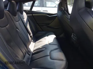 2017 Tesla Model S 100D с VIN 5YJSA1E25HF188114, выставлен на аукционе IAAI как лот 42193125 с пробегом 114 587 миль миль и . История ставок и продаж доступна на DreamBid. Изображение 8.