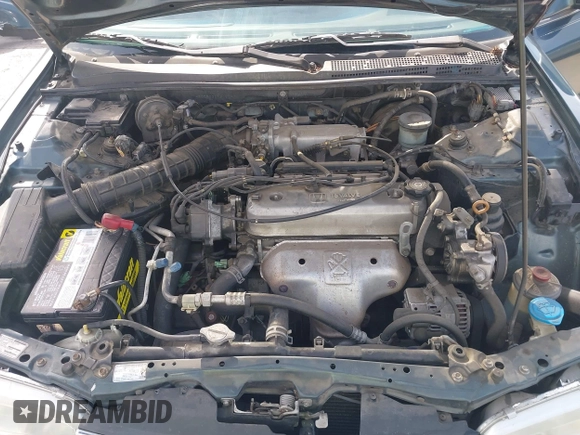 1996 Honda Accord LX with VIN 1HGCD5636TA182464, listed as a IAAI auction lot 41867521 with 191,832 mi miles and . Bid and sale history available at carsss.com. Image 10.