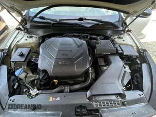 2017 Kia Cadenza Technology z VIN KNALC4J1XH5063296, wystawiony jako Copart lot #62104505 z przebiegiem 84 447 mil mil oraz Szkoda całkowita • Salvage title. Historia ofert i sprzedaży dostępna na DreamBid. Obrazek 7.