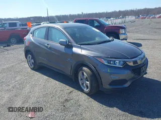 2021 Honda HR-V LX with VIN 3CZRU6H33MM731998, listed as a IAAI auction lot 41775222 with 45,474 mi miles. Bid and sale history available at carsss.com. Image 1.