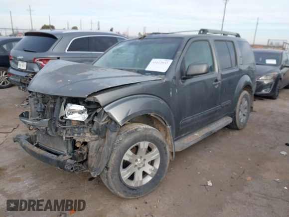 2005 Nissan Pathfinder SE with VIN 5N1AR18U05C707611, listed as a IAAI auction lot 41413932 with 260,777 mi miles. Bid and sale history available at carsss.com. Image 17.